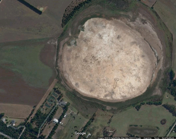 El pene dibujado en un lago seco de Australia fue encontrado en Google Maps