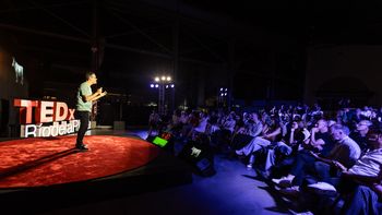 TED eligió a Buenos Aires para llevar talento argentino a su escenario global TED eligió a Buenos Aires para llevar talento argentino a su escenario global