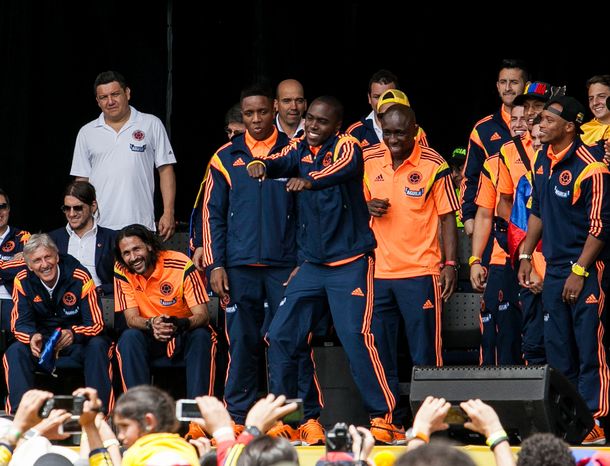 Mirá el increíble baile de Balanta en el arribo de Colombia a su país