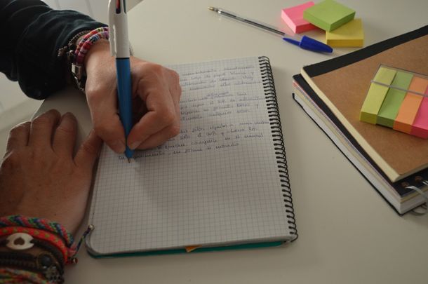 Una de cada 10 personas usa la mano izquierda para escribir