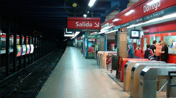 Subtes: metrodelegados liberan este lunes los molinetes en la línea B