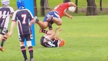 la mini bestia: el rugbier que con solo 9 anos pasa por encima a sus rivales la mini bestia: el rugbier que con solo 9 anos pasa por encima a sus rivales