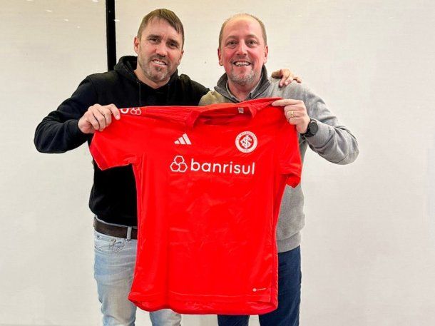 Inter de Porto Alegre oficializó al Chacho Coudet: será rival de River en la Copa Libertadores