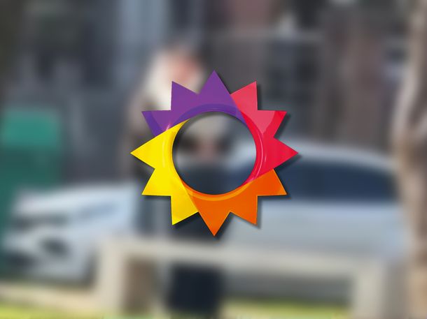 Dos famosos fueron vistos a los besos en pasillos de El Trece y confirmaron su relación: quiénes son