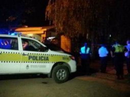 Tucumán: sacaron un cuerpo con un tiro de una casa en llamas