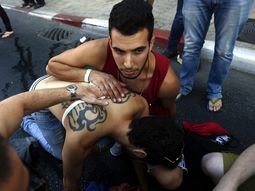 salvaje agresion una marcha del orgullo gay en jerusalen salvaje agresion una marcha del orgullo gay en jerusalen