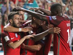cristiano ronaldo estara en el mundial: portugal gano y clasifico en la ultima fecha cristiano ronaldo estara en el mundial: portugal gano y clasifico en la ultima fecha
