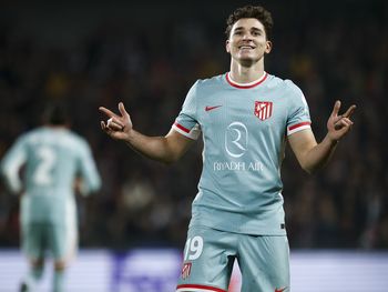 Dobletes de Julián y Correa en el triunfo de Atlético de Madrid por la Champions 