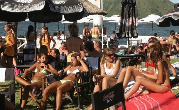 Una familia gasta $770 por día para veranear en Villa Carlos Paz