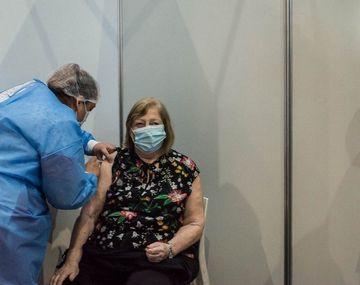 Amnistía Internacional pidió información por la vacunación en el sistema de salud privado