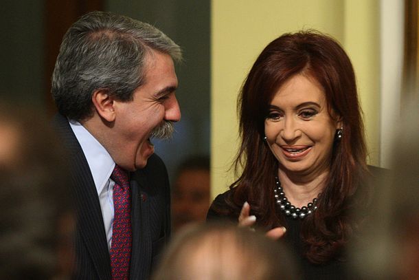 Aníbal Fernández: Votaría con gusto a Cristina gobernadora