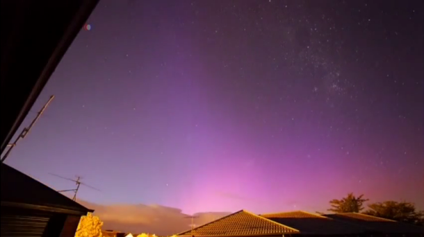 Una increíble aurora boreal ilumina el cielo de Nueva Zelanda y Australia