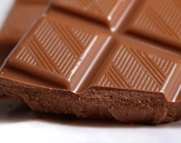 ¿Cómo medir la velocidad de la luz con un chocolate?