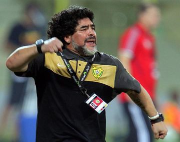 En Argentinos quieren a Diego Maradona como técnico