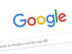 Periodistas piden a Google control sobre el discurso negacionista y antidemocrático