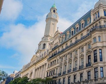La verdadera razón por la que el velorio de Brandoni durará 12 horas