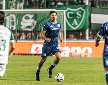 Racing terminó con uno menos pero se trajo un empate sin goles de Junín