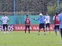 sabella y un equipo defensivo para ir a la paz sabella y un equipo defensivo para ir a la paz