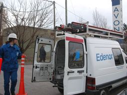 el gobierno advirtio a las empresas por los cortes y exigio soluciones el gobierno advirtio a las empresas por los cortes y exigio soluciones