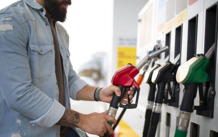 Nuevas subas en biodiesel y bioetanol suman presión a los precios de los combustibles en surtidor