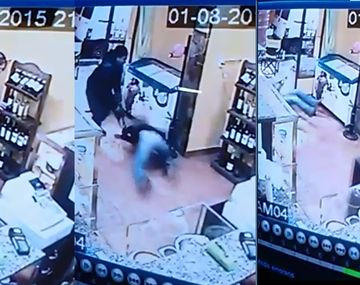 Mirá el violento asalto que sufrió la clienta de un supermercado 