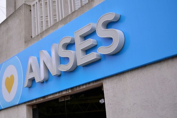 ANSES comenzó el pago del refuerzo para trabajadores informales