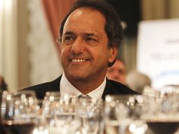 scioli: pedimos el voto para completar los objetivos scioli: pedimos el voto para completar los objetivos