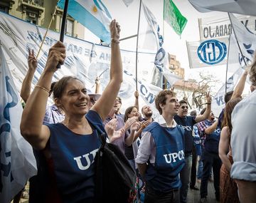 El Gobierno dará un bono de fin de año a los estatales