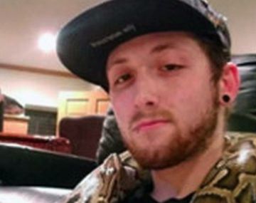 Tenía sexo con una anaconda y murió