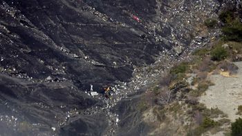 medios internacionales se hacen eco de la tragedia aerea en los alpes medios internacionales se hacen eco de la tragedia aerea en los alpes