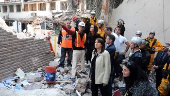 hay espacios libres y puede haber personas con vida hay espacios libres y puede haber personas con vida