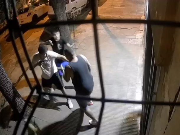 Dos chicos de 15 años balearon a un radiólogo en un asalto