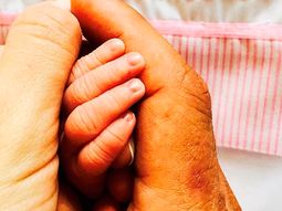 el cholo simeone recibio a su hija con un dulce mensaje y revelo su nombre el cholo simeone recibio a su hija con un dulce mensaje y revelo su nombre