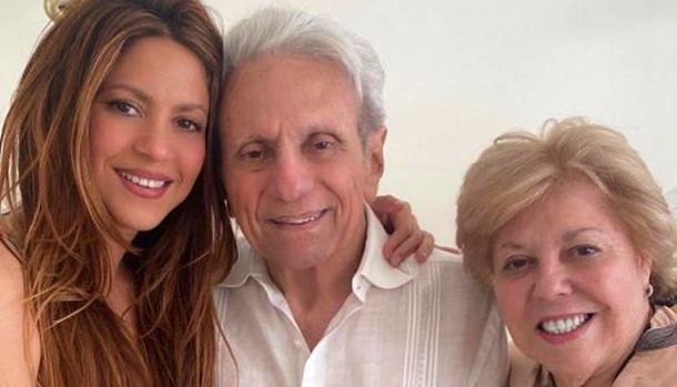 Shakira enfrenta otro drama: su padre está internado