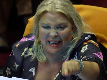 Carrió: El PJ pone en jaque la confianza en la Argentina