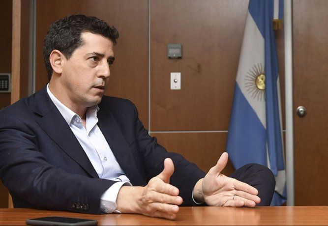 Wado de Pedro, aislado por contacto estrecho de un positivo de covid