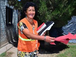 un ejemplo de superacion: cuida coches y estudia para ser abogada un ejemplo de superacion: cuida coches y estudia para ser abogada