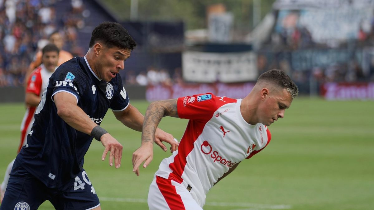 Finalmente, Independiente Rivadavia lo dio vuelta y venció al Rojo por 3-2