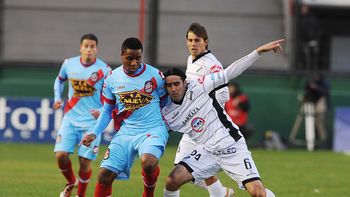 arsenal goleo a all boys y le arruino la despedida a romero arsenal goleo a all boys y le arruino la despedida a romero