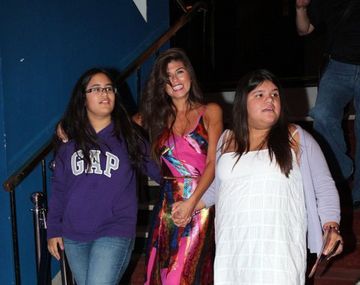 La Niña Loly: Hoy me siento la madre de las chicas