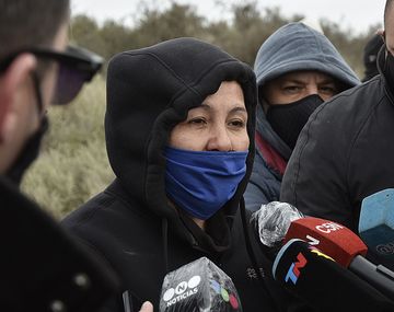 Caso Facundo Astudillo Castro: la madre del joven y su abogado, Luciano Peretto (derecha de la imagen)