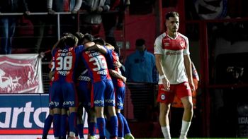 La maldición de los punteros: Boca, Argentinos y Rosario Central, eliminados del Apertura