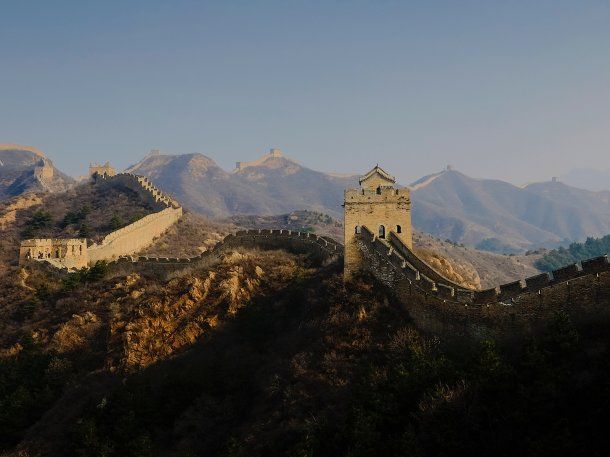 Rompieron la Gran Muralla China para hacer un atajo