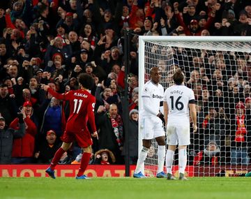 Liverpool se lo dio vuelta a West Ham y sumó 18 victorias al hilo