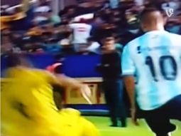 mira la terrible patada de marin contra una de las figuras de racing mira la terrible patada de marin contra una de las figuras de racing
