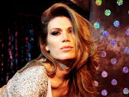 Flor de la V, durísima Flor de la V, durísima