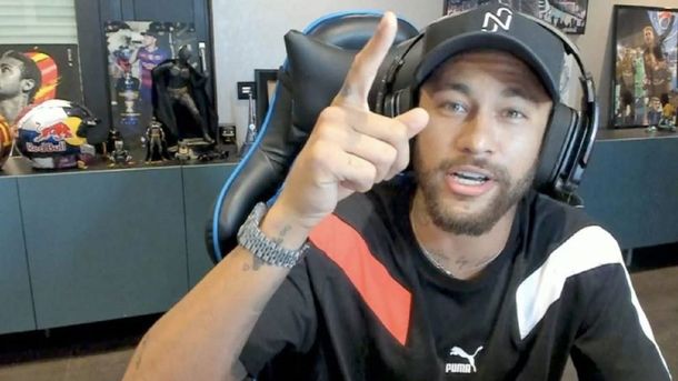 Echaron a Neymar de Twitch por un insólito motivo