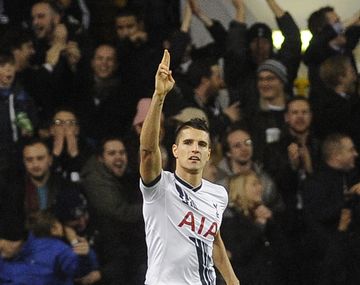 Lamela anotó tres goles en la goleada del Tottenham en la Europa League