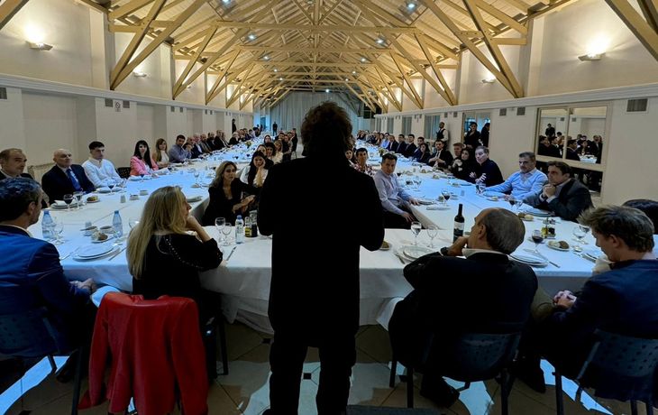 Milei agasaja a diputados propios y afines con una cena en la Quinta de Olivos