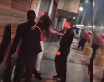 VIDEO: Salvaje ataque de patovicas a latigazos contra una pareja